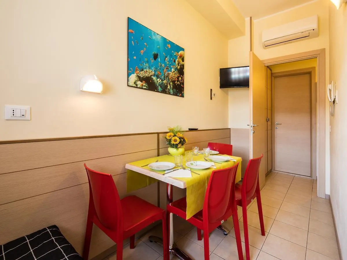 Appartamenti Lira Cattolica Apartment