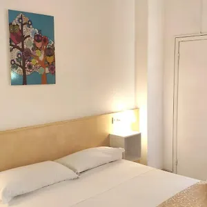 Paris Hotel