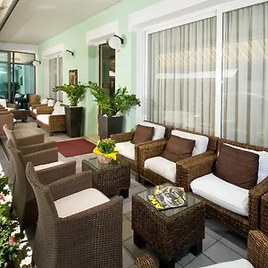 Hotel Ferrara, Cattolica